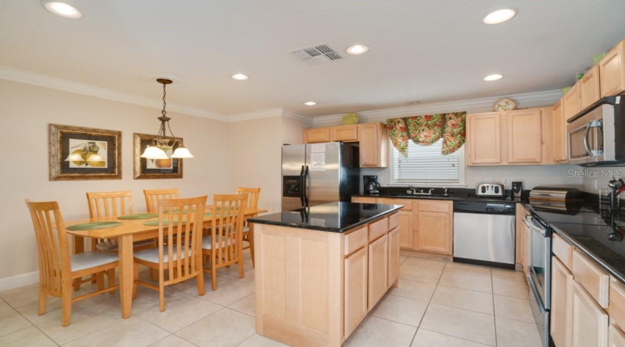 DAVENPORT, Florida 33837, 4 Bedrooms Bedrooms, ,4 BathroomsBathrooms,Residential,For Sale,VICTORIA,0,MFRS5123040