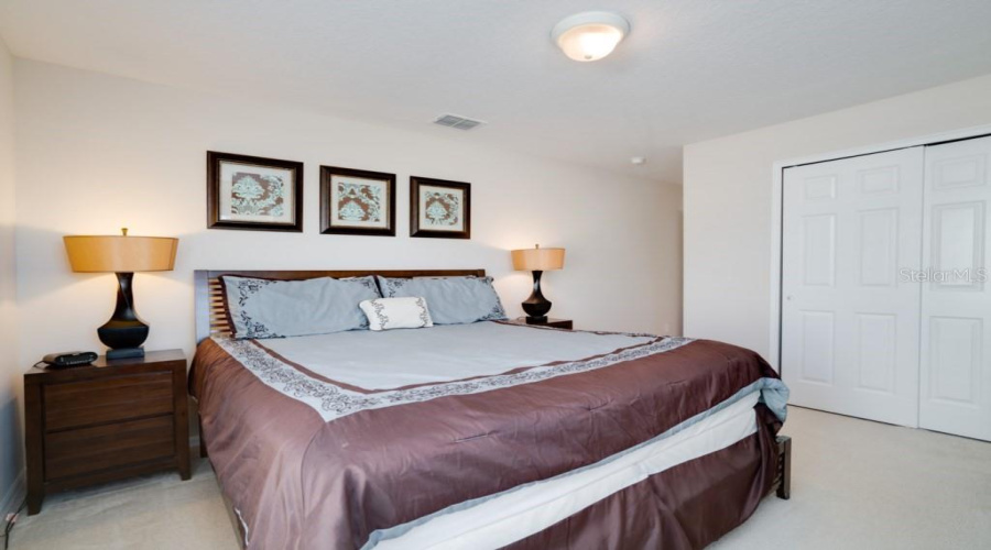 DAVENPORT, Florida 33837, 4 Bedrooms Bedrooms, ,4 BathroomsBathrooms,Residential,For Sale,VICTORIA,0,MFRS5123040