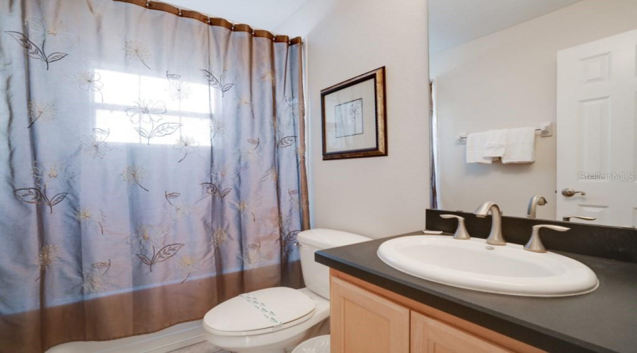DAVENPORT, Florida 33837, 4 Bedrooms Bedrooms, ,4 BathroomsBathrooms,Residential,For Sale,VICTORIA,0,MFRS5123040