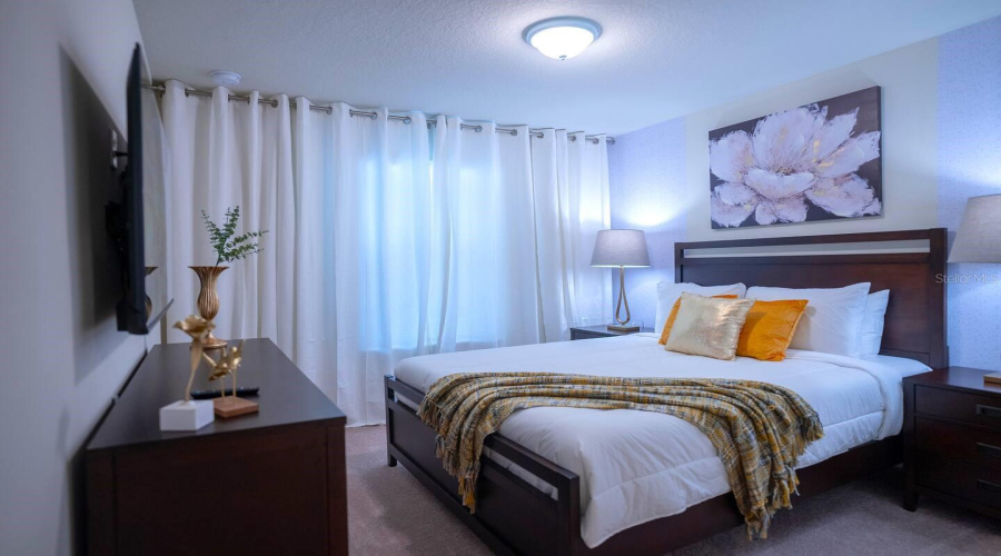 DAVENPORT, Florida 33897, 5 Bedrooms Bedrooms, ,4 BathroomsBathrooms,Residential,For Sale,LANA,0,MFRO6291769