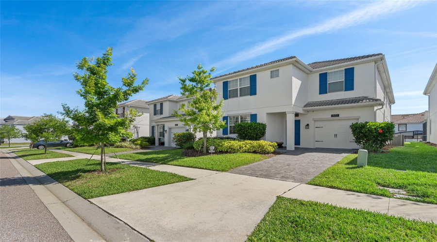 DAVENPORT, Florida 33896, 6 Bedrooms Bedrooms, ,5 BathroomsBathrooms,Residential,For Sale,FLANGE,0,MFRO6291955