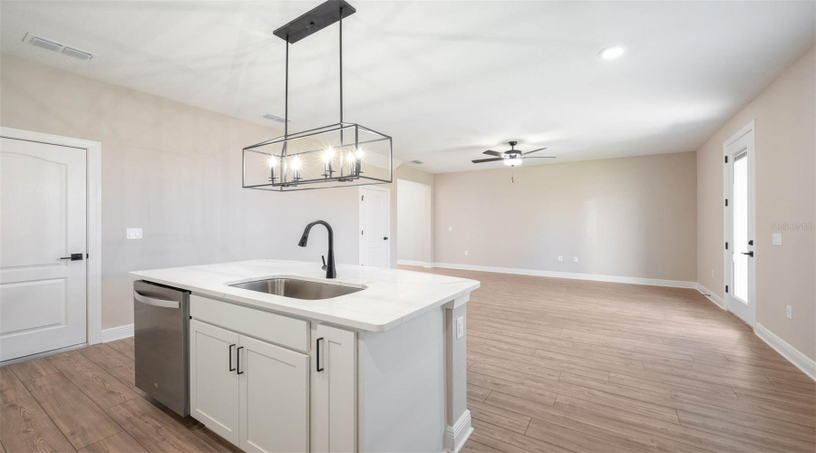 KISSIMMEE, Florida 34747, 4 Bedrooms Bedrooms, ,2 BathroomsBathrooms,Residential,For Sale,SOMERSWORTH,MFRT3534332
