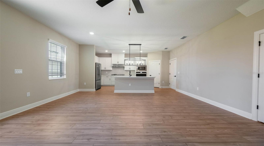 KISSIMMEE, Florida 34747, 4 Bedrooms Bedrooms, ,2 BathroomsBathrooms,Residential,For Sale,SOMERSWORTH,MFRT3534332