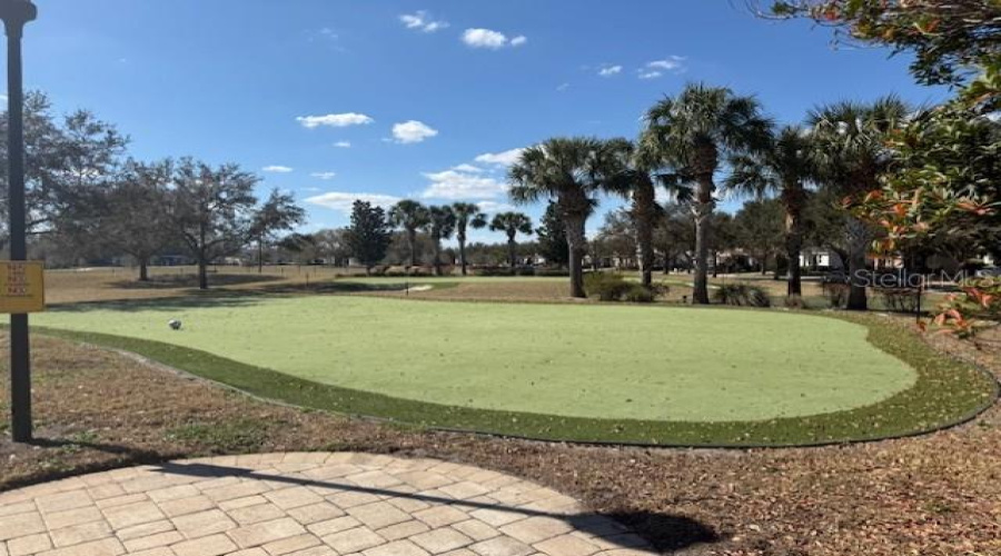 So many community amenities