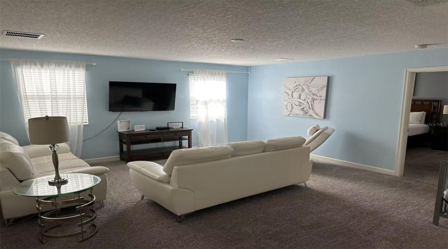 DAVENPORT, Florida 33896, 6 Bedrooms Bedrooms, ,6 BathroomsBathrooms,Residential,For Sale,PLUNKER,0,MFRO6292641