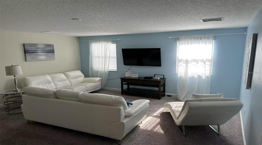 DAVENPORT, Florida 33896, 6 Bedrooms Bedrooms, ,6 BathroomsBathrooms,Residential,For Sale,PLUNKER,0,MFRO6292641