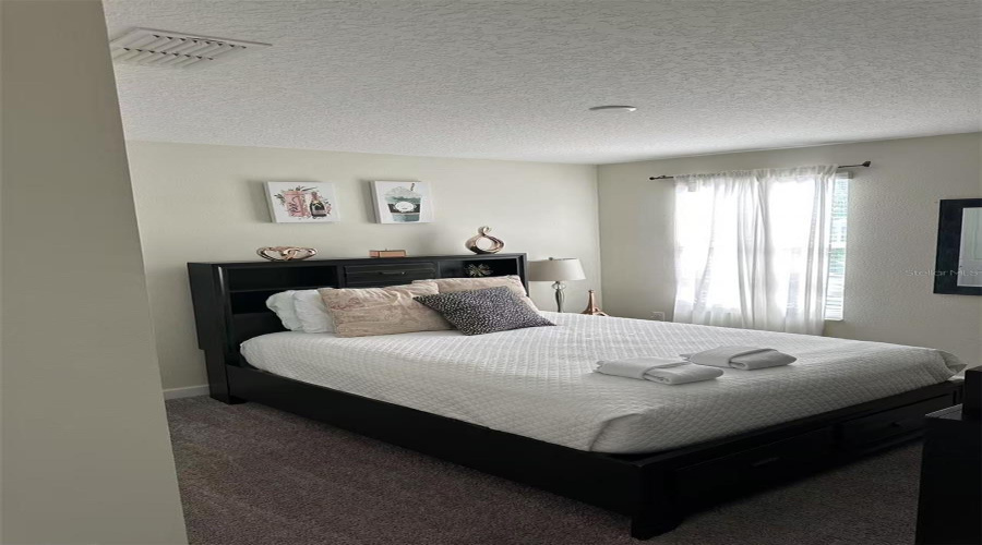 DAVENPORT, Florida 33896, 6 Bedrooms Bedrooms, ,6 BathroomsBathrooms,Residential,For Sale,PLUNKER,0,MFRO6292641