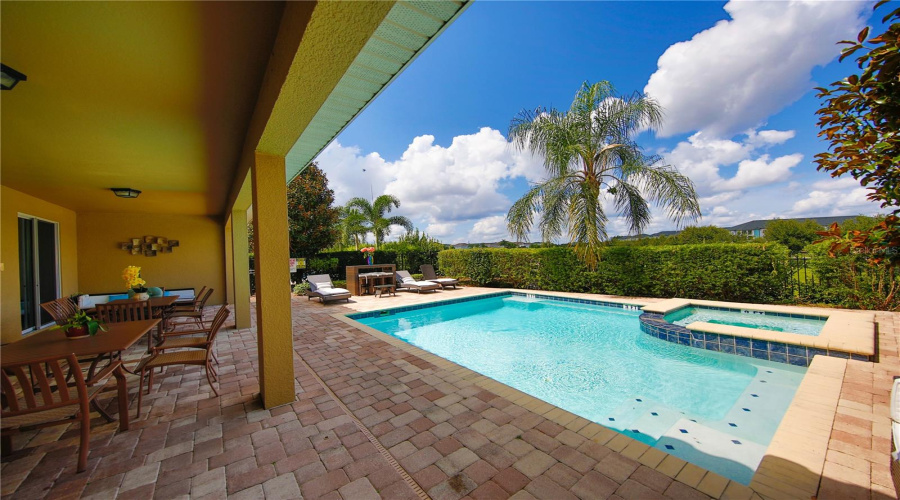 KISSIMMEE, Florida 34747, 10 Bedrooms Bedrooms, ,10 BathroomsBathrooms,Residential,For Sale,WILMINGTON,0,MFRS5123290