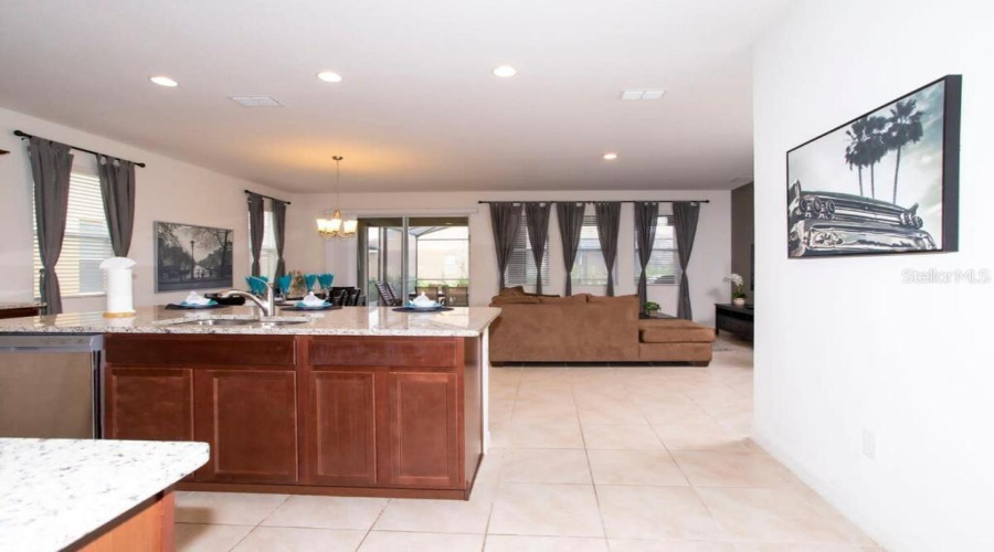 DAVENPORT, Florida 33837, 5 Bedrooms Bedrooms, ,4 BathroomsBathrooms,Residential,For Sale,BROAD OAK,0,MFRO6293045