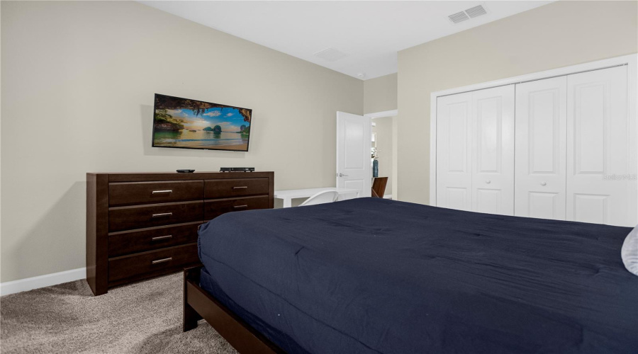 DAVENPORT, Florida 33896, 6 Bedrooms Bedrooms, ,5 BathroomsBathrooms,Residential,For Sale,CABOT CLIFFS,0,MFRO6196282