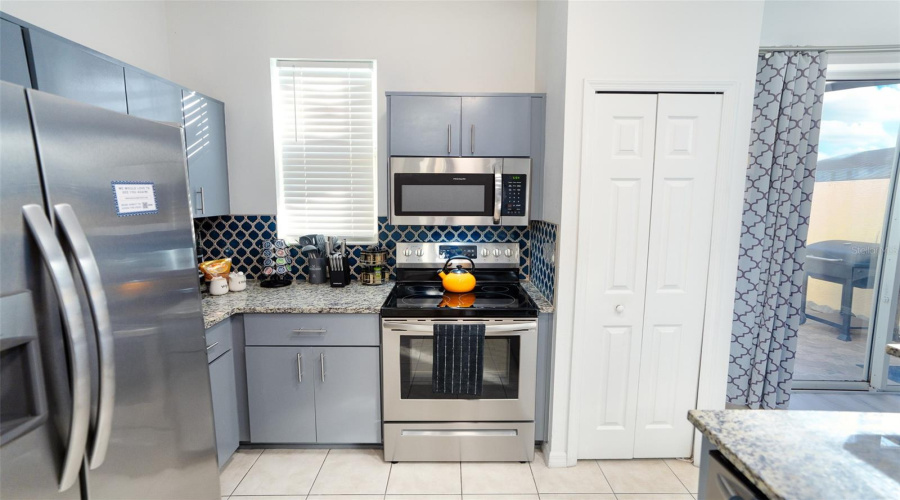 KISSIMMEE, Florida 34746, 4 Bedrooms Bedrooms, ,3 BathroomsBathrooms,Residential,For Sale,HEMINGWAY HOUSE,0,MFRO6292787