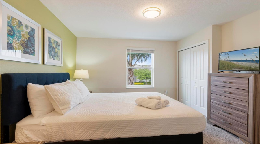 DAVENPORT, Florida 33896, 6 Bedrooms Bedrooms, ,6 BathroomsBathrooms,Residential,For Sale,PEBBLE BEACH,0,MFRS5123389