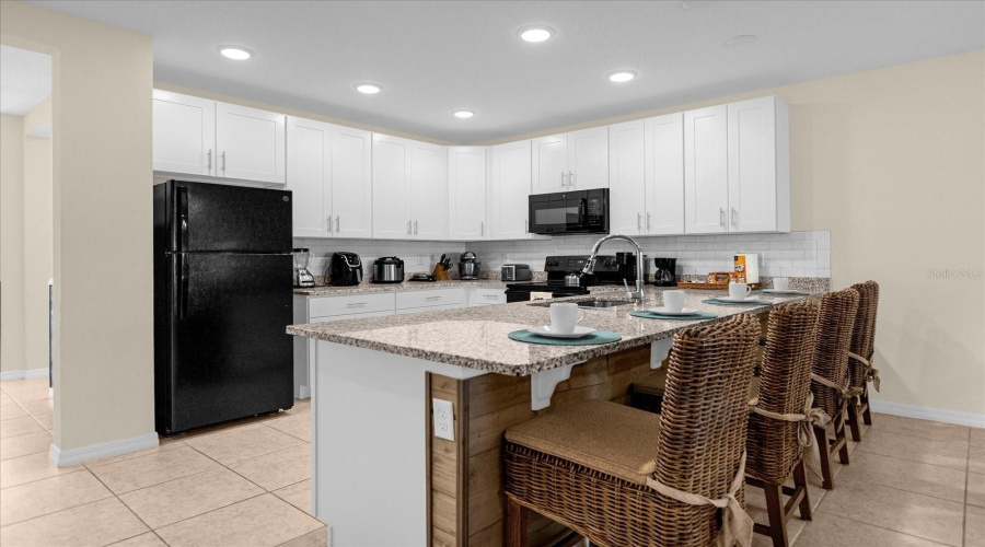 KISSIMMEE, Florida 34746, 3 Bedrooms Bedrooms, ,2 BathroomsBathrooms,Residential,For Sale,CORAL CASTLE,0,MFRO6293829