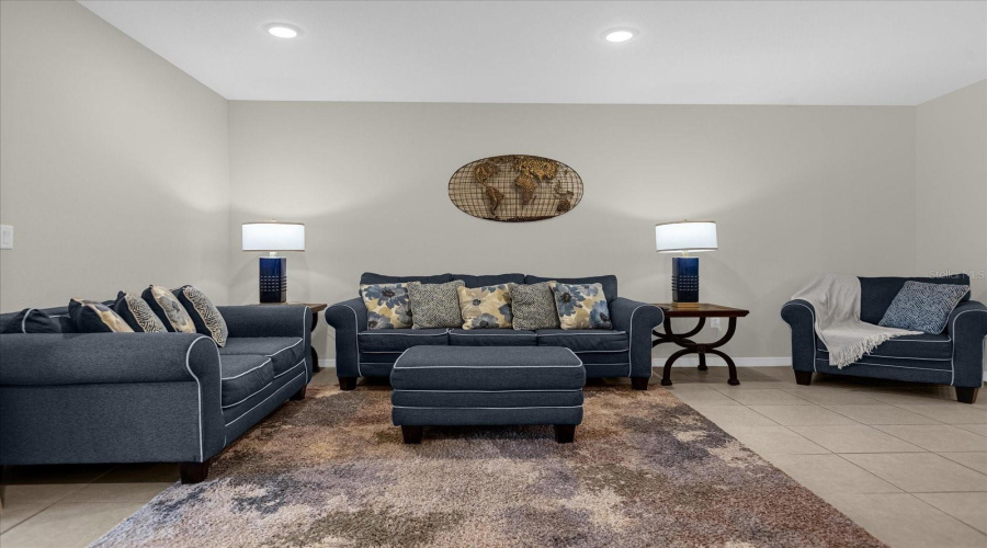KISSIMMEE, Florida 34746, 3 Bedrooms Bedrooms, ,2 BathroomsBathrooms,Residential,For Sale,CORAL CASTLE,0,MFRO6293809