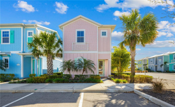 KISSIMMEE, Florida 34747, 4 Bedrooms Bedrooms, ,3 BathroomsBathrooms,Residential,For Sale,LATITUDE,MFRO6291199