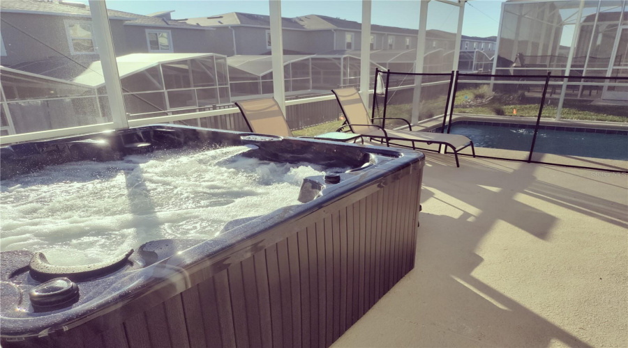 DAVENPORT, Florida 33896, 5 Bedrooms Bedrooms, ,5 BathroomsBathrooms,Residential,For Sale,LEADER,0,MFRS5122989