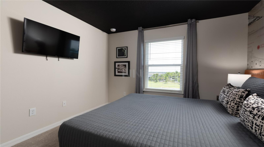 DAVENPORT, Florida 33897, 5 Bedrooms Bedrooms, ,4 BathroomsBathrooms,Residential,For Sale,PARADISE,0,MFRO6293289