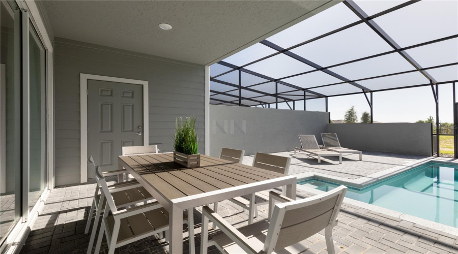DAVENPORT, Florida 33897, 5 Bedrooms Bedrooms, ,4 BathroomsBathrooms,Residential,For Sale,PARADISE,0,MFRO6293289