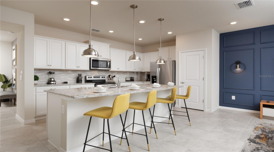 DAVENPORT, Florida 33897, 5 Bedrooms Bedrooms, ,4 BathroomsBathrooms,Residential,For Sale,PARADISE,0,MFRO6293289