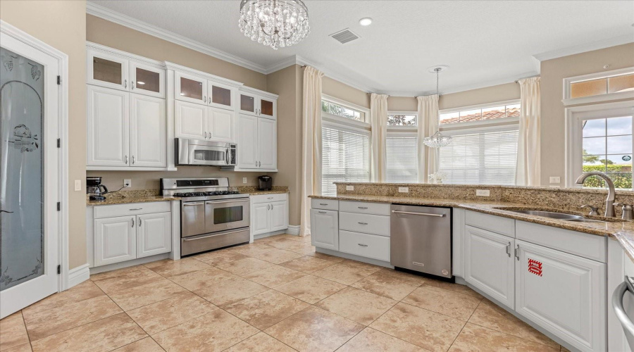 REUNION, Florida 34747, 5 Bedrooms Bedrooms, ,5 BathroomsBathrooms,Residential,For Sale,MUIRFIELD,0,MFRO6291788