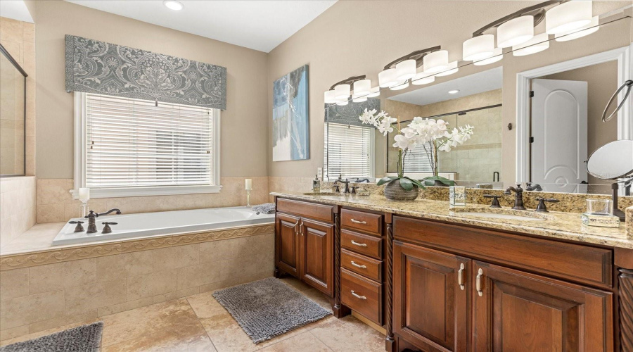 REUNION, Florida 34747, 5 Bedrooms Bedrooms, ,5 BathroomsBathrooms,Residential,For Sale,MUIRFIELD,0,MFRO6291788