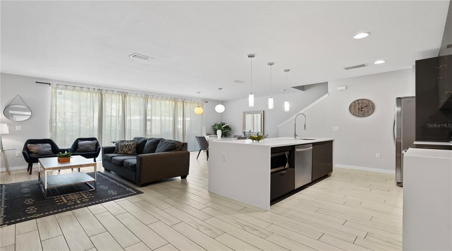 KISSIMMEE, Florida 34746, 4 Bedrooms Bedrooms, ,3 BathroomsBathrooms,Residential,For Sale,LE REVE,0,MFRO6291988