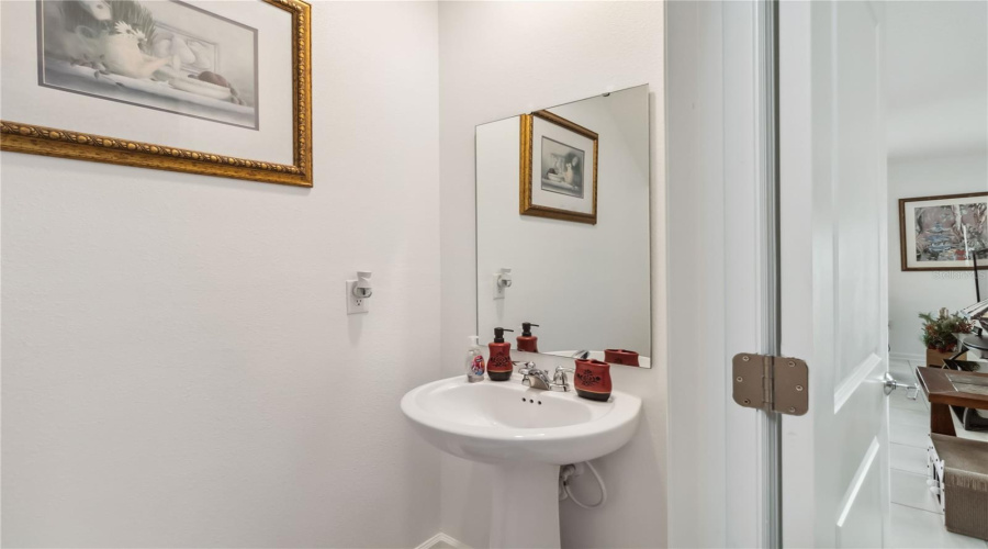 DAVENPORT, Florida 33837, 4 Bedrooms Bedrooms, ,2 BathroomsBathrooms,Residential,For Sale,LOCH,0,MFRTB8366650