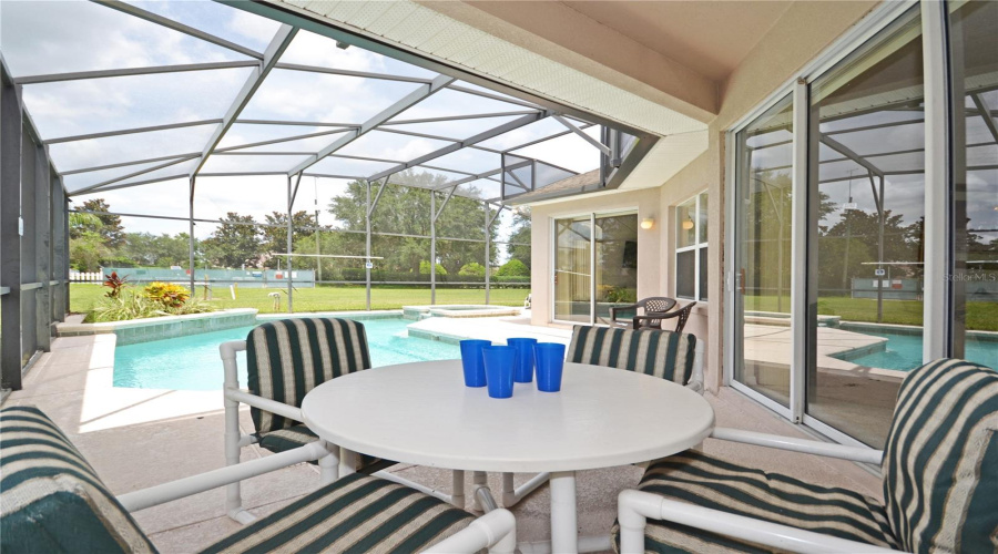 DAVENPORT, Florida 33897, 5 Bedrooms Bedrooms, ,3 BathroomsBathrooms,Residential,For Sale,CORVINA,0,MFRS5123406