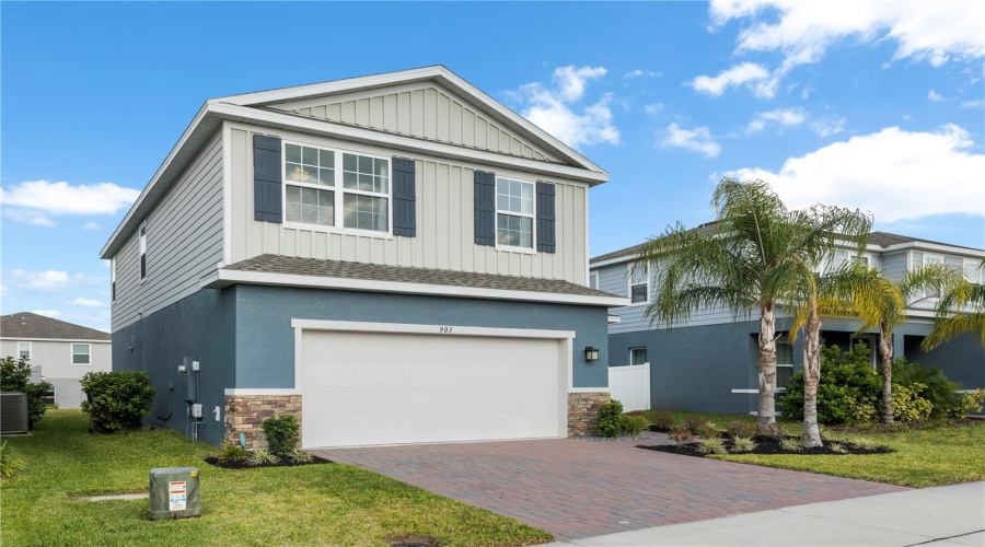 DAVENPORT, Florida 33837, 4 Bedrooms Bedrooms, ,2 BathroomsBathrooms,Residential,For Sale,SYDNEY,MFRO6293620