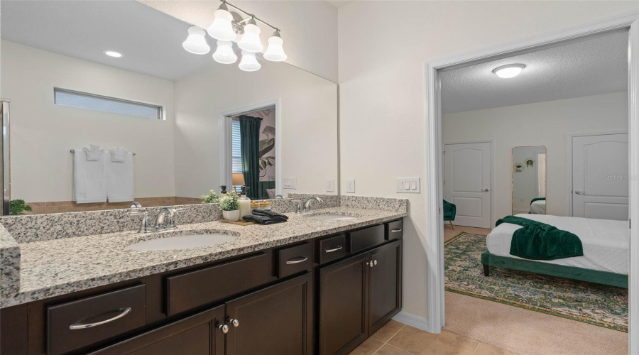 KISSIMMEE, Florida 34747, 8 Bedrooms Bedrooms, ,6 BathroomsBathrooms,Residential,For Sale,LIMA,0,MFRO6292964