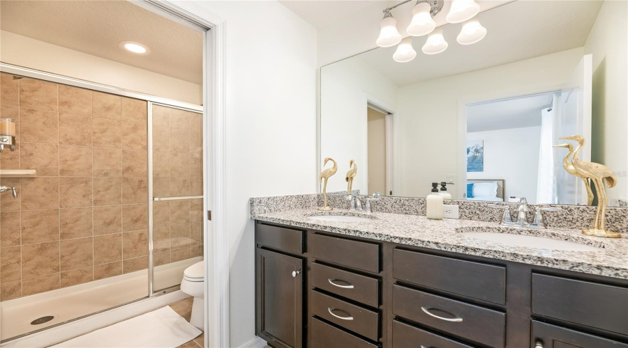 KISSIMMEE, Florida 34747, 8 Bedrooms Bedrooms, ,6 BathroomsBathrooms,Residential,For Sale,LIMA,0,MFRO6292964