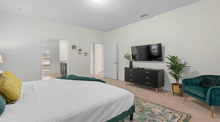 KISSIMMEE, Florida 34747, 8 Bedrooms Bedrooms, ,6 BathroomsBathrooms,Residential,For Sale,LIMA,0,MFRO6292964