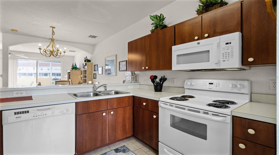KISSIMMEE, Florida 34746, 3 Bedrooms Bedrooms, ,2 BathroomsBathrooms,Residential,For Sale,BEACH,0,MFRS5123352