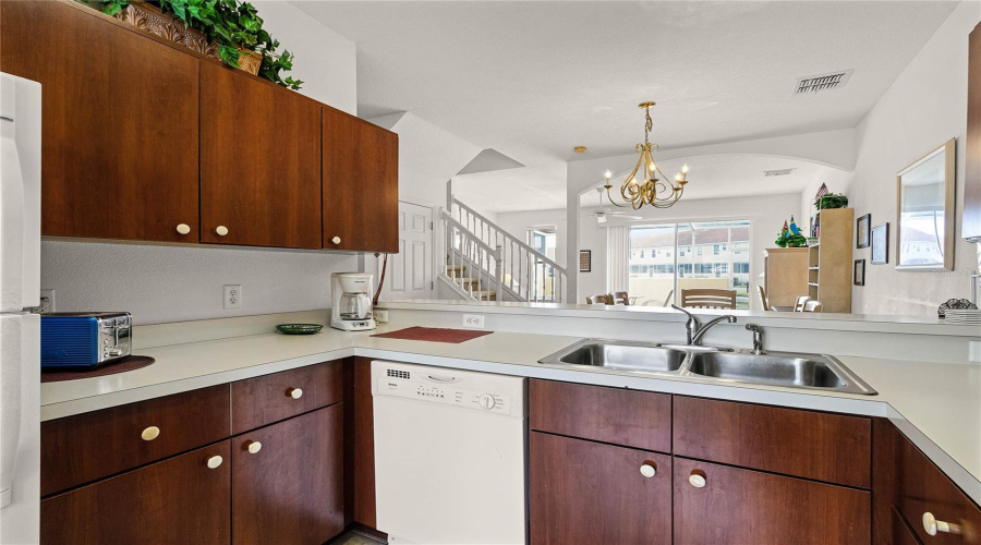 KISSIMMEE, Florida 34746, 3 Bedrooms Bedrooms, ,2 BathroomsBathrooms,Residential,For Sale,BEACH,0,MFRS5123352