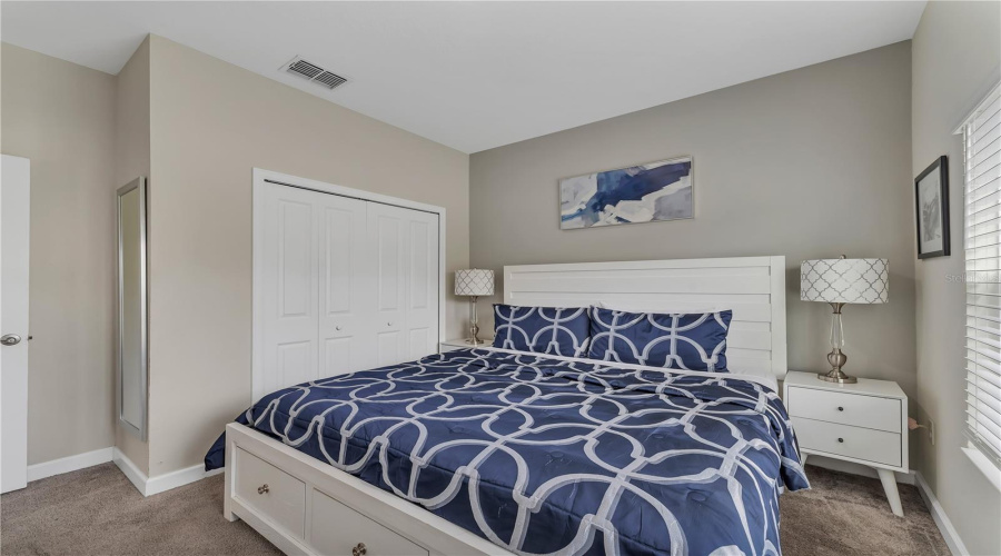 DAVENPORT, Florida 33896, 5 Bedrooms Bedrooms, ,4 BathroomsBathrooms,Residential,For Sale,PEBBLE BEACH,0,MFRG5094805