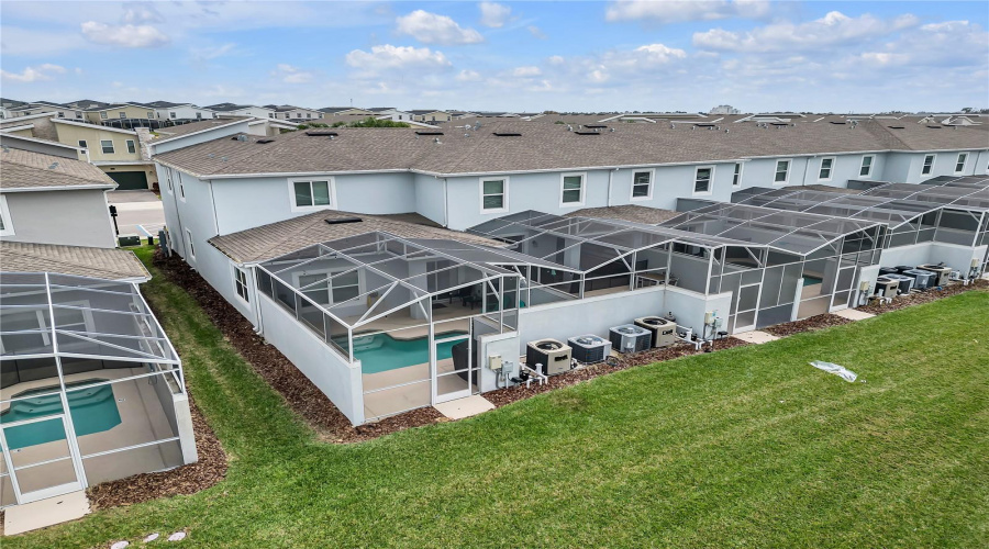 DAVENPORT, Florida 33896, 5 Bedrooms Bedrooms, ,4 BathroomsBathrooms,Residential,For Sale,PEBBLE BEACH,0,MFRG5094805