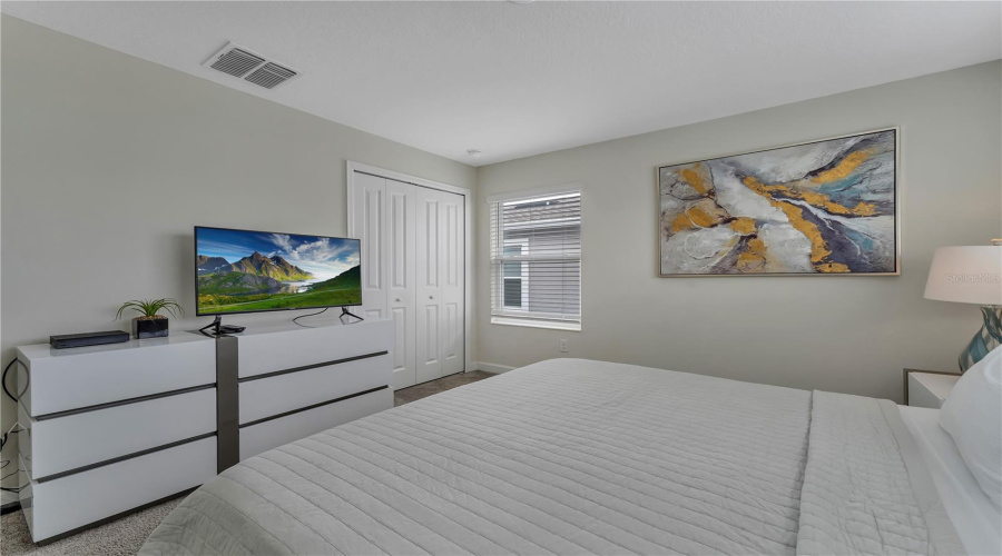 DAVENPORT, Florida 33896, 5 Bedrooms Bedrooms, ,4 BathroomsBathrooms,Residential,For Sale,PEBBLE BEACH,0,MFRG5094805