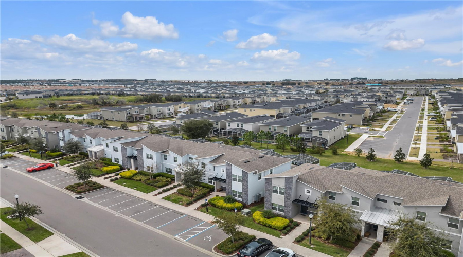DAVENPORT, Florida 33896, 5 Bedrooms Bedrooms, ,4 BathroomsBathrooms,Residential,For Sale,PEBBLE BEACH,0,MFRG5094805