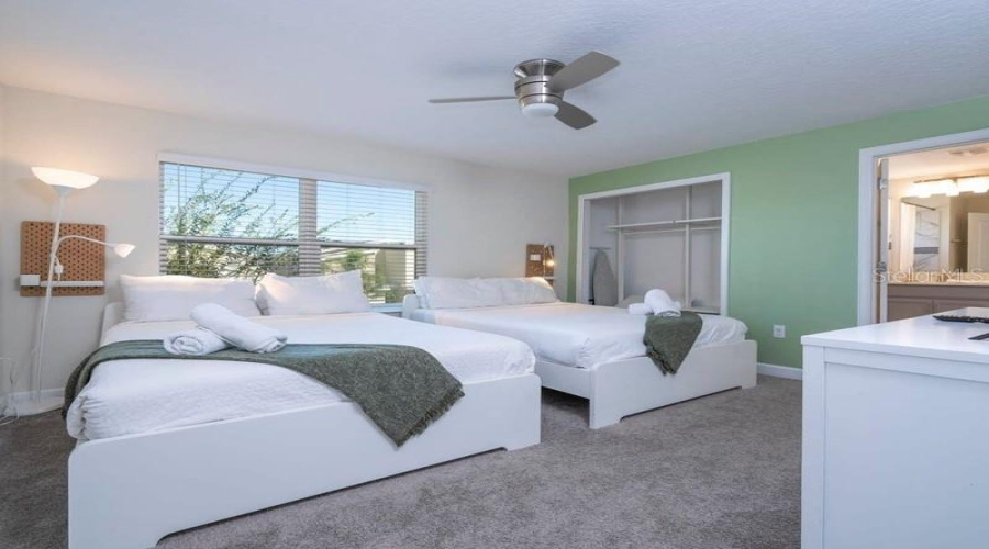 DAVENPORT, Florida 33896, 4 Bedrooms Bedrooms, ,3 BathroomsBathrooms,Residential,For Sale,OCEAN COURSE,0,MFRO6294283