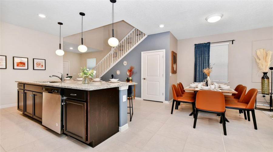 DAVENPORT, Florida 33897, 7 Bedrooms Bedrooms, ,5 BathroomsBathrooms,Residential,For Sale,LILAC,0,MFRO6294599