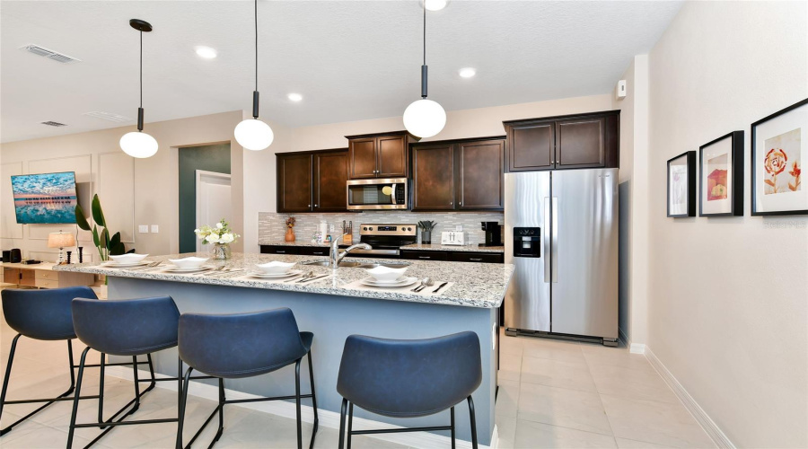 DAVENPORT, Florida 33897, 7 Bedrooms Bedrooms, ,5 BathroomsBathrooms,Residential,For Sale,LILAC,0,MFRO6294599
