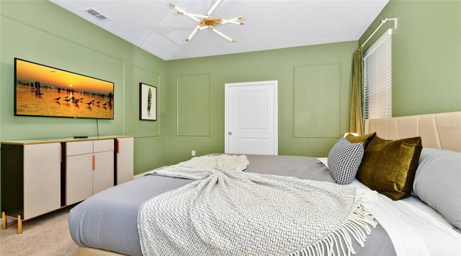 DAVENPORT, Florida 33897, 7 Bedrooms Bedrooms, ,5 BathroomsBathrooms,Residential,For Sale,LILAC,0,MFRO6294599