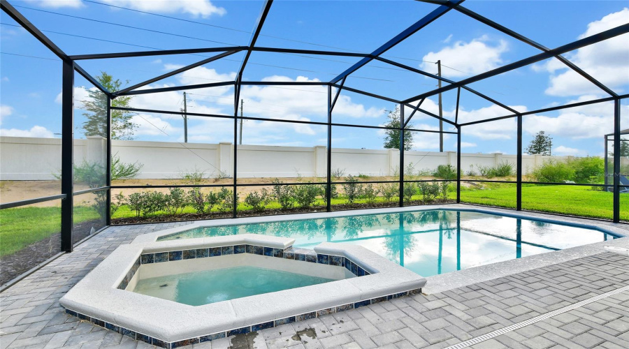 DAVENPORT, Florida 33897, 7 Bedrooms Bedrooms, ,5 BathroomsBathrooms,Residential,For Sale,LILAC,0,MFRO6294599