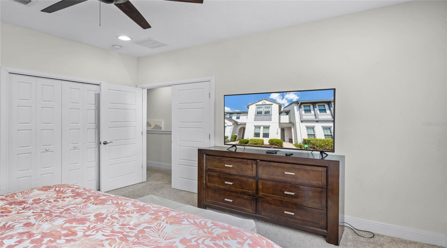 DAVENPORT, Florida 33896, 4 Bedrooms Bedrooms, ,4 BathroomsBathrooms,Residential,For Sale,CAPTIVA,0,MFRS5123537