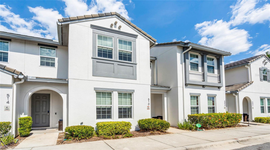 DAVENPORT, Florida 33896, 4 Bedrooms Bedrooms, ,4 BathroomsBathrooms,Residential,For Sale,CAPTIVA,0,MFRS5123537
