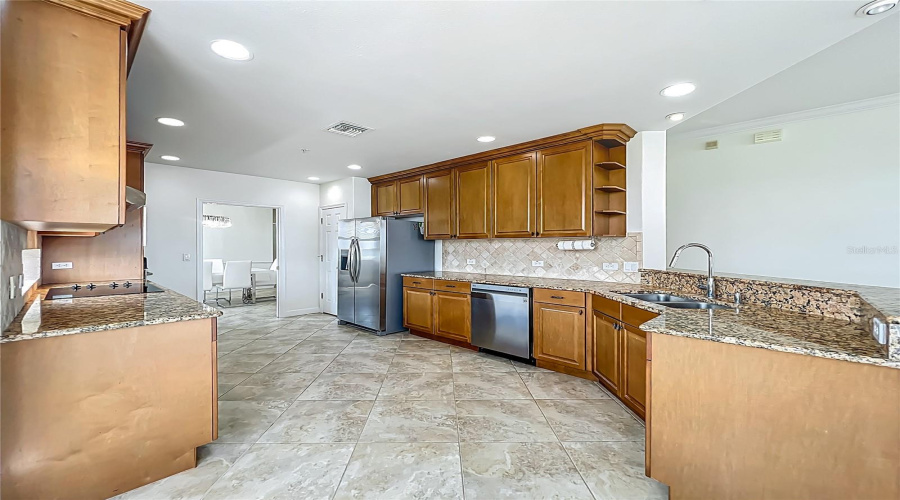 ORLANDO, Florida 32836, 3 Bedrooms Bedrooms, ,2 BathroomsBathrooms,Residential,For Sale,THE ESPLANADE,0,MFRO6294223