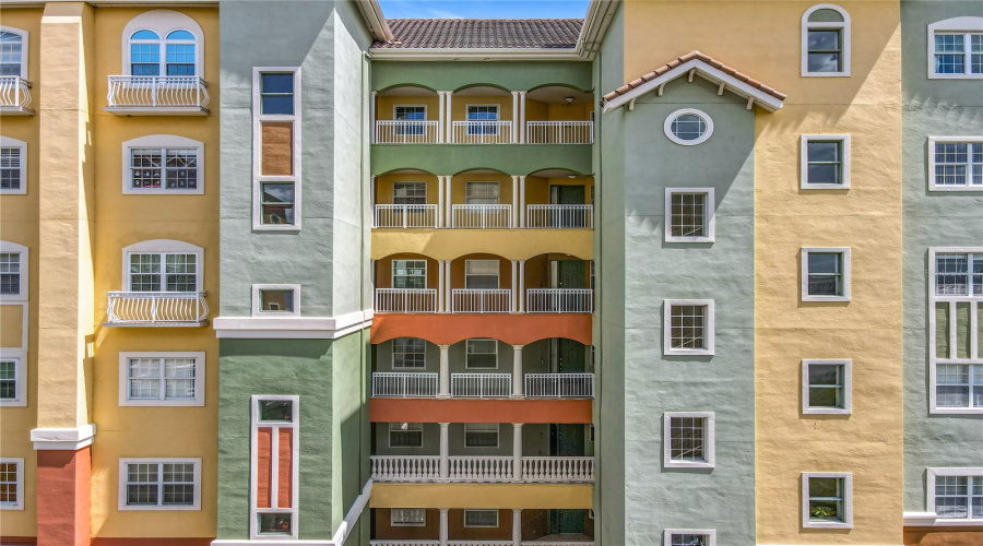 ORLANDO, Florida 32836, 3 Bedrooms Bedrooms, ,2 BathroomsBathrooms,Residential,For Sale,THE ESPLANADE,0,MFRO6294223