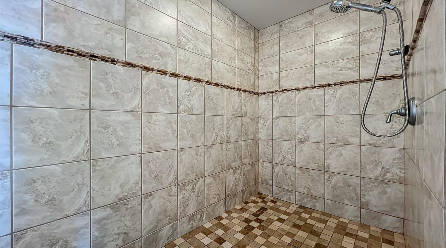 ORLANDO, Florida 32836, 3 Bedrooms Bedrooms, ,2 BathroomsBathrooms,Residential,For Sale,THE ESPLANADE,0,MFRO6294223