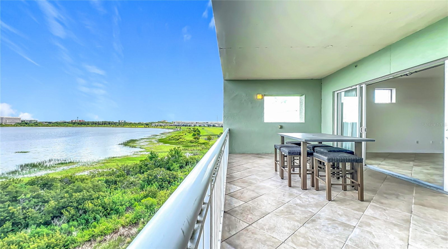 ORLANDO, Florida 32836, 3 Bedrooms Bedrooms, ,2 BathroomsBathrooms,Residential,For Sale,THE ESPLANADE,0,MFRO6294223