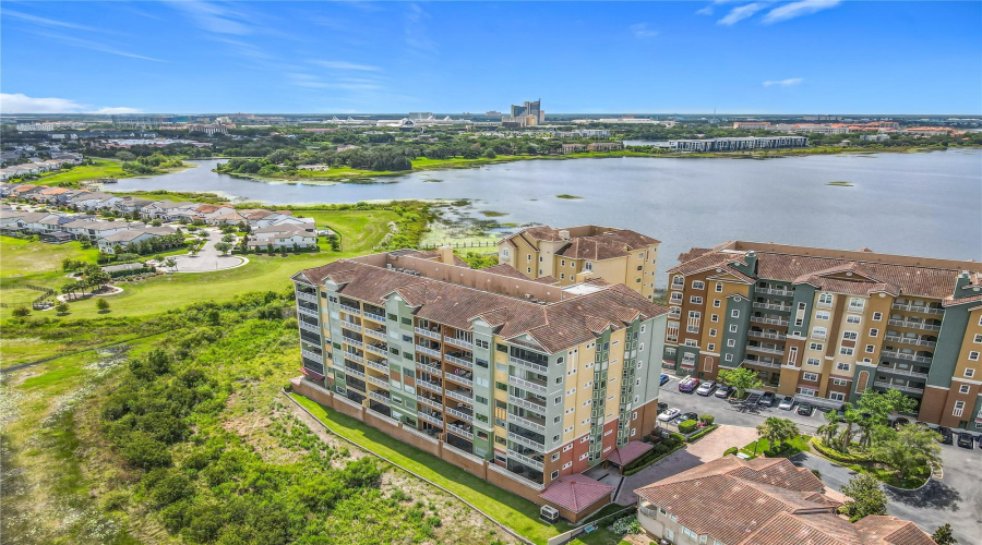 ORLANDO, Florida 32836, 3 Bedrooms Bedrooms, ,2 BathroomsBathrooms,Residential,For Sale,THE ESPLANADE,0,MFRO6294223
